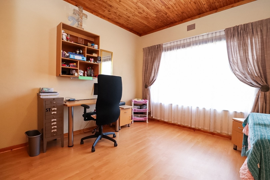 4 Bedroom Property for Sale in Declercqville North West